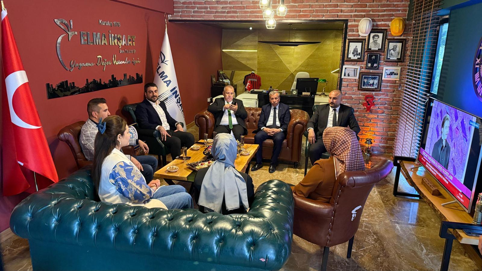 Şanlıurfa Karaköprü Akparti İlçe Başkanı ve  Milliyetçi Hareket Partisi İl Başkan Yardımcısı Levent Kama'dan Ofisimize Ziyaret